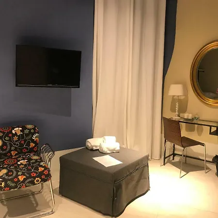 לינה וארוחת בוקר Tresette Toledo 3*